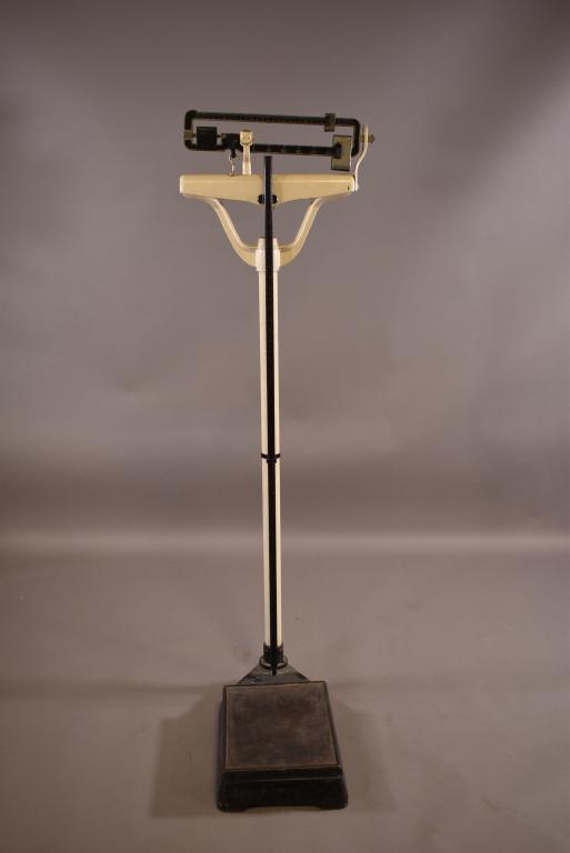 CAST IRON DOCTOR'S SCALE (1 of 4)