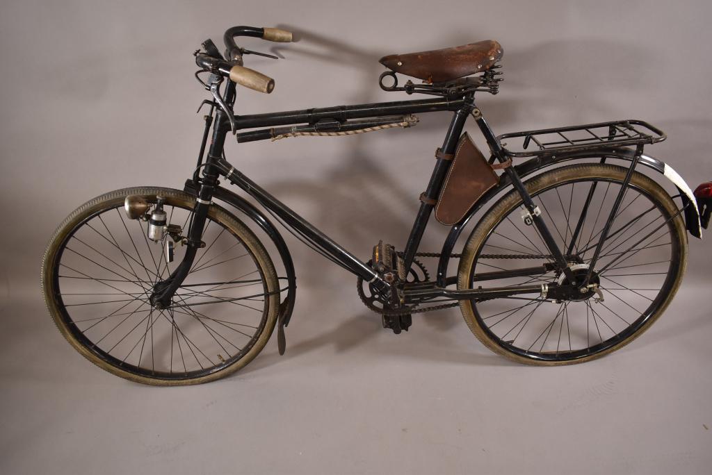 WWII SWISS MILITARY BICYCLE (1 of 7)