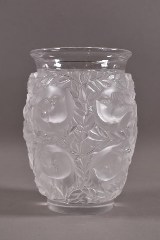 LALIQUE BAGATELLE VASE (1 of 3)