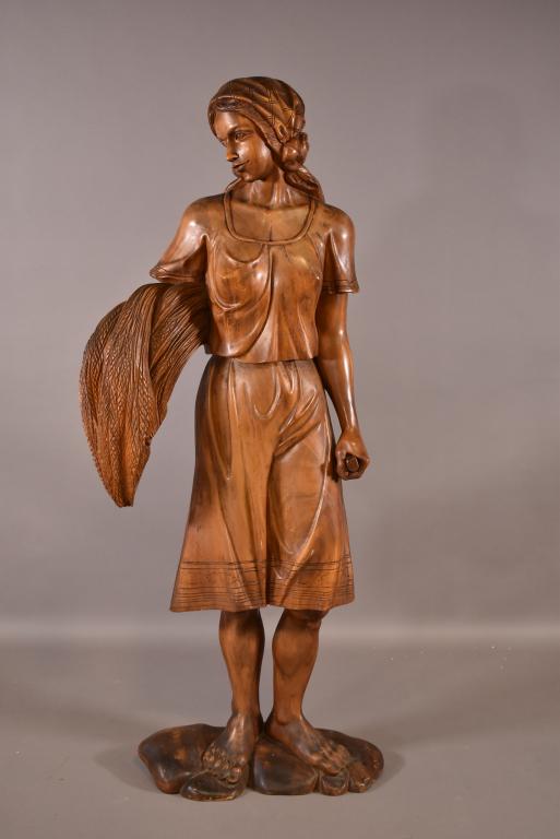 LIFESIZE WOODEN CARVING OF WOMAN (1 of 3)