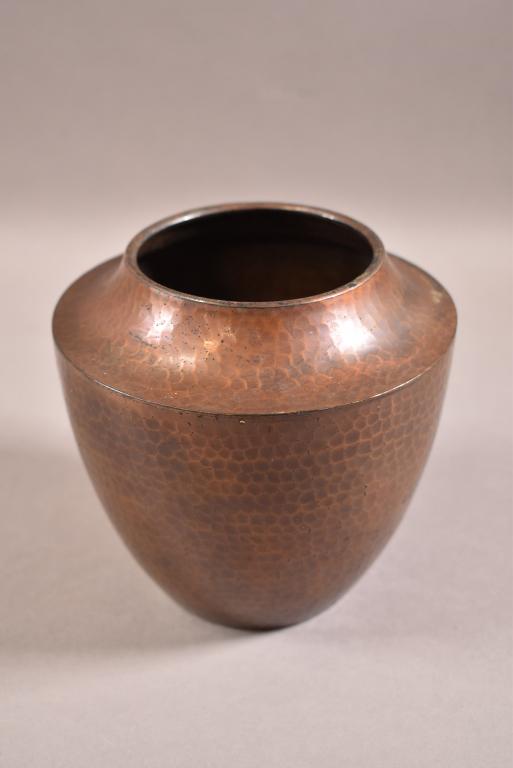 SIGNED ROYCROFT COPPER VASE (1 of 4)
