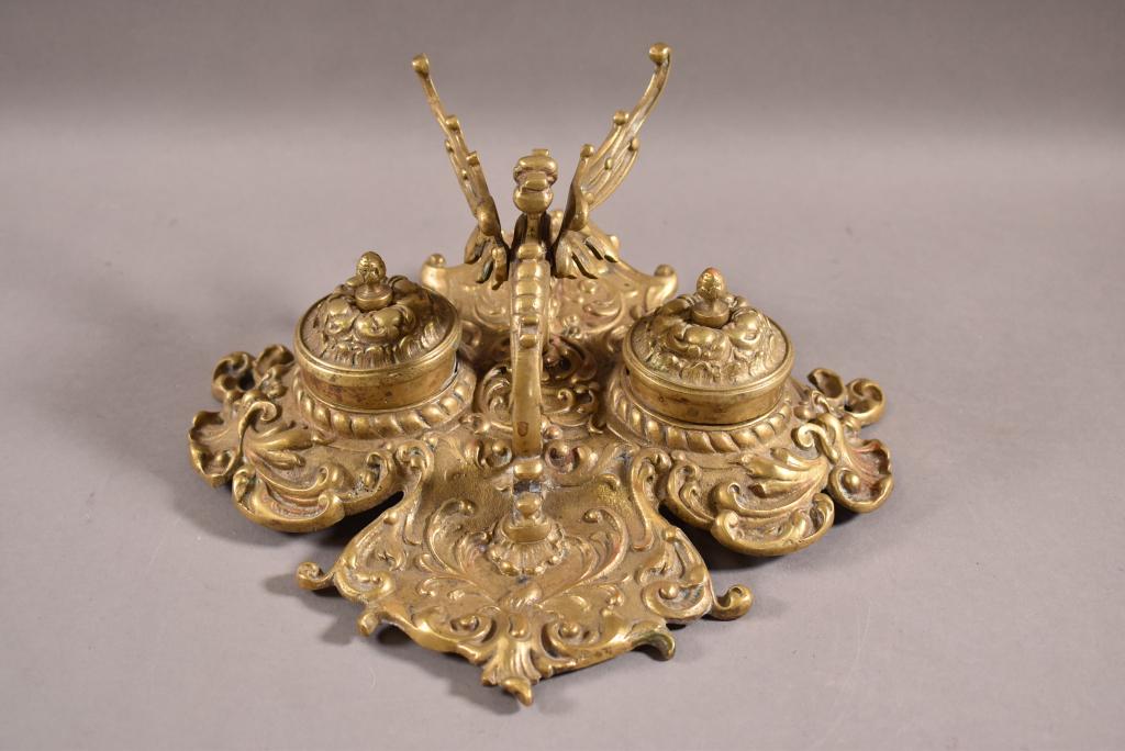 BRONZE WINGED GRIFFIN DOUBLE INKWELL (1 of 5)