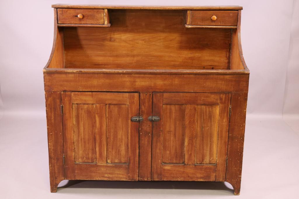 PRIMITIVE DRY SINK (1 of 3)