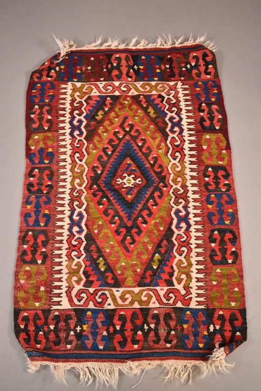 APPROX 4' x 2' 5" ANTIQUE FLAT WEAVE HANDMADE RUG (1 of 4)