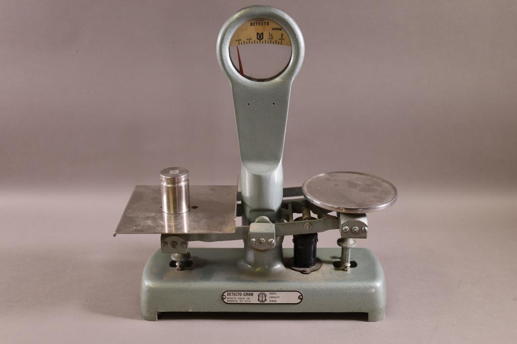 DETECTO-GRAM SCALE (1 of 2)