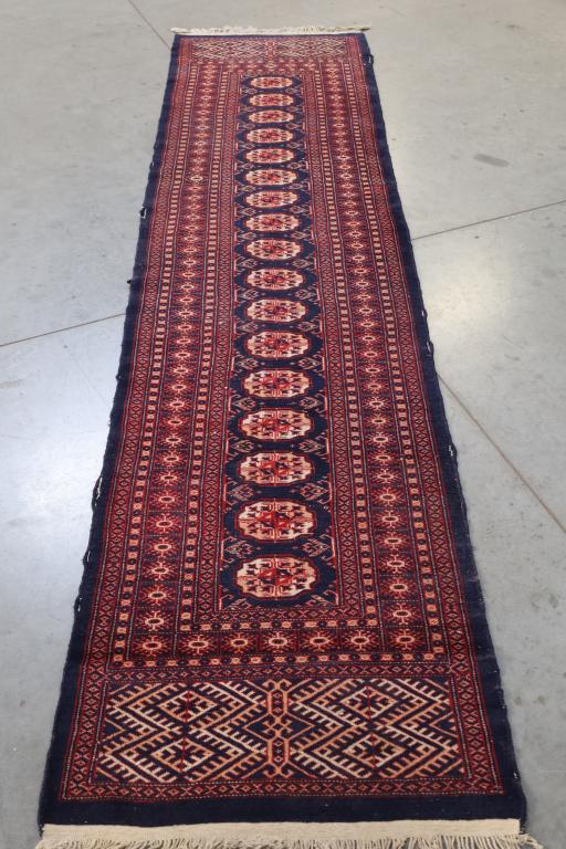 APPROX 10' 4" x 2' 7" HANDMADE PERSIAN RUG (1 of 8)