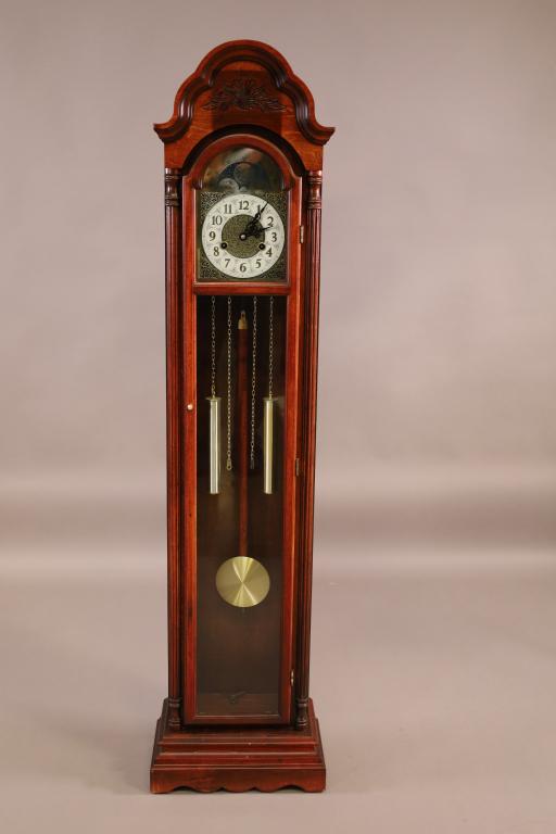 DIMINUTIVE GRANDFATHER CLOCK (1 of 3)