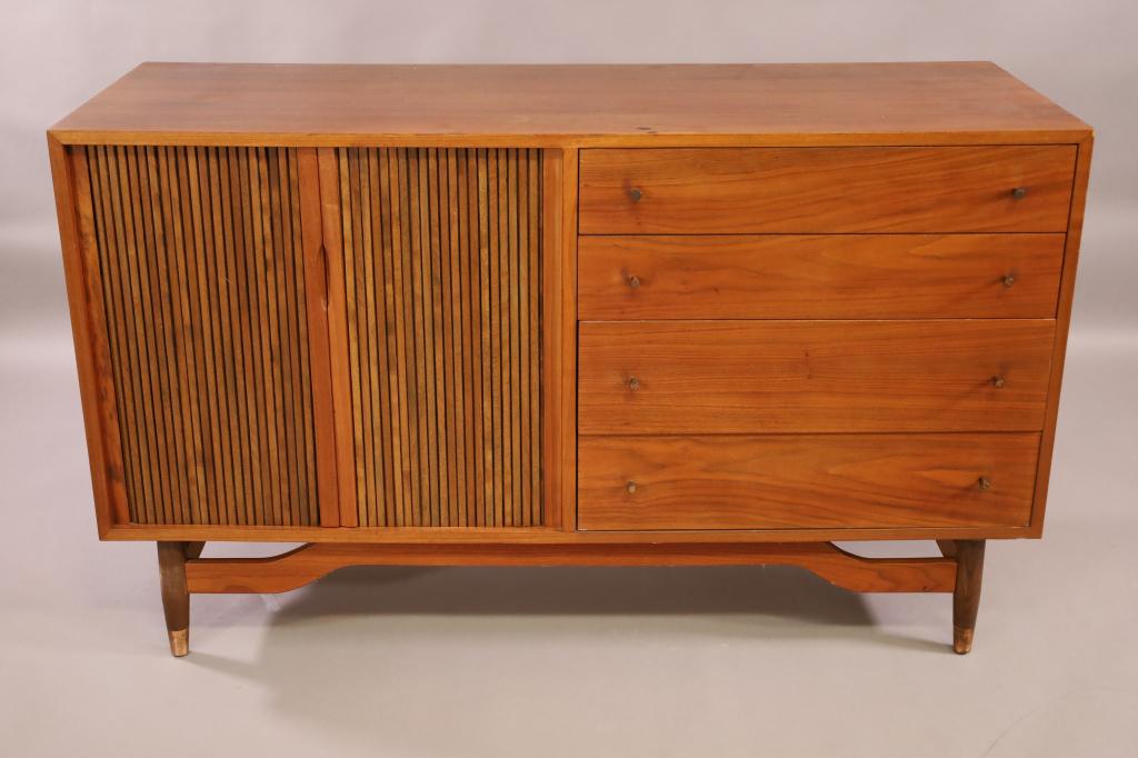 MID CENTURY MODERN BARZILAY CREDENZA (1 of 4)