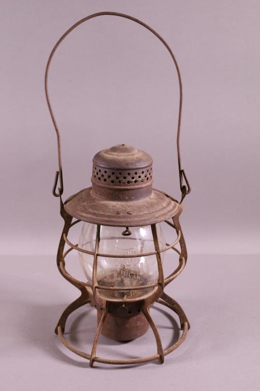 HANDLAN UNION PACIFIC RAILROAD LANTERN (1 of 3)