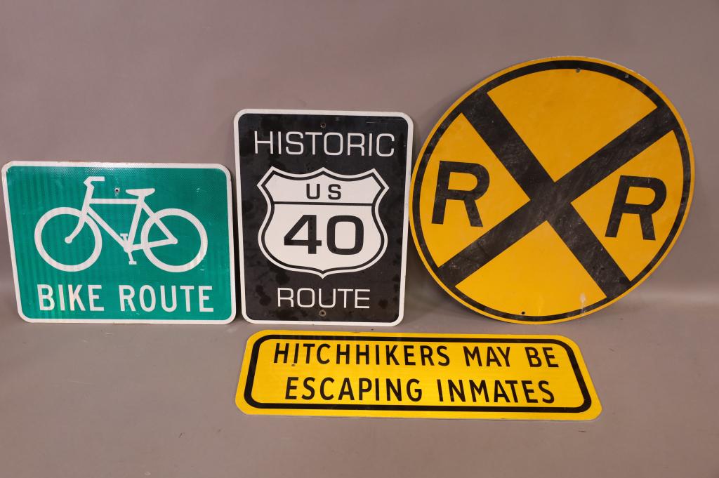 4 ROAD SIGNS (1 of 5)
