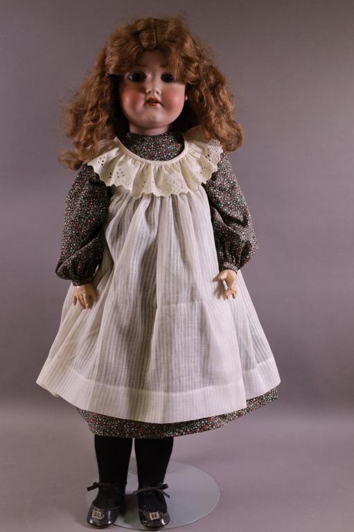 C.M BERGMANN PORCELAIN DOLL (1 of 5)