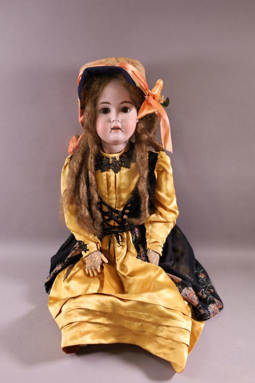 LARGE GERMAN PORCELAIN DOLL (1 of 6)