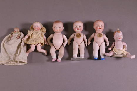 6 SMALL PORCELAIN DOLLS: 2 BONNIE BABE DOLLS, 5 1/2" H, PUTNAM GERMAN DOLL, 5 1/2" H, DOUBLE FACED GERMAN DOLL, 4" H, AND MORE.