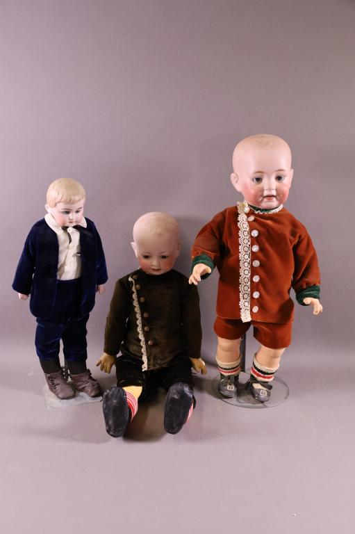 3 GERMAN? PORCELAIN DOLLS (1 of 7)