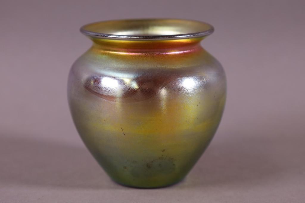 SMALL STEUBEN AURENE VASE (1 of 3)
