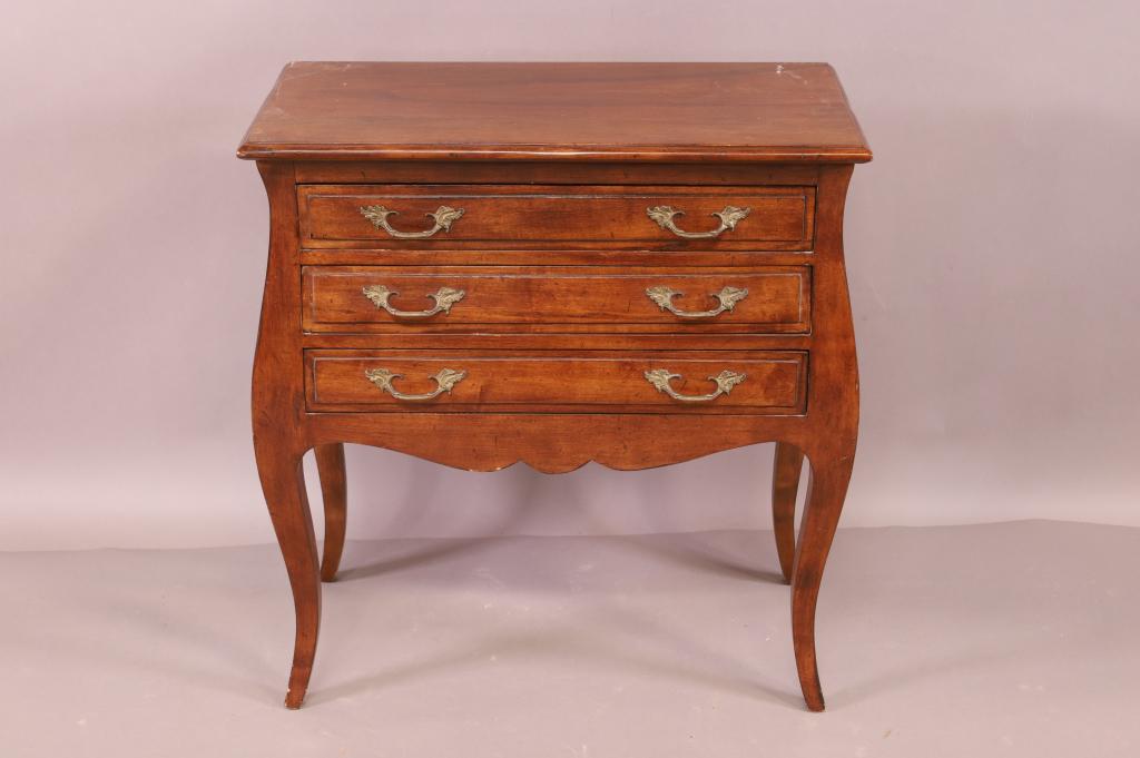 SMALL ITALIAN 3 DRAWER CHEST (1 of 4)