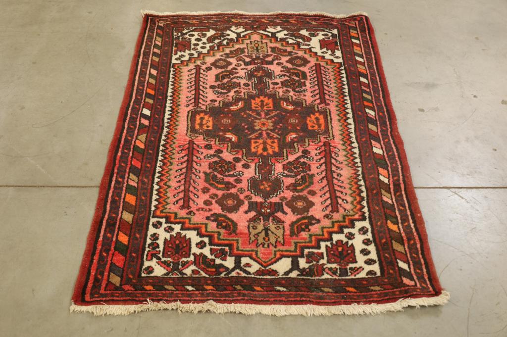 APPROX 4' 6" x 3' 2" HANDMADE PERSIAN RUG (1 of 4)