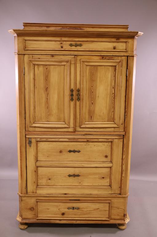 ANTIQUE PINE LINEN CABINET (1 of 4)