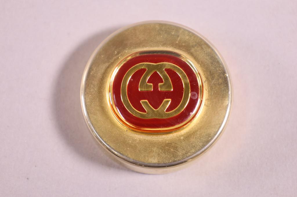 GUCCI PAPER WEIGHT (1 of 3)