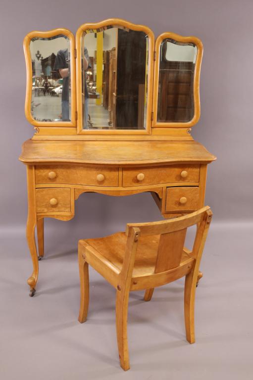1910'S BIRDSEYE MAPLE TRIPLE MIRROR VANITY & CHAIR (1 of 6)