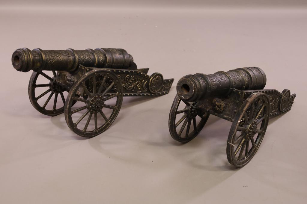 2 CAST METAL CANNONS (1 of 3)