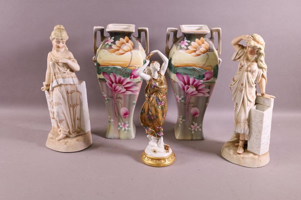 GROUPING OF PORCELAIN (1 of 4)