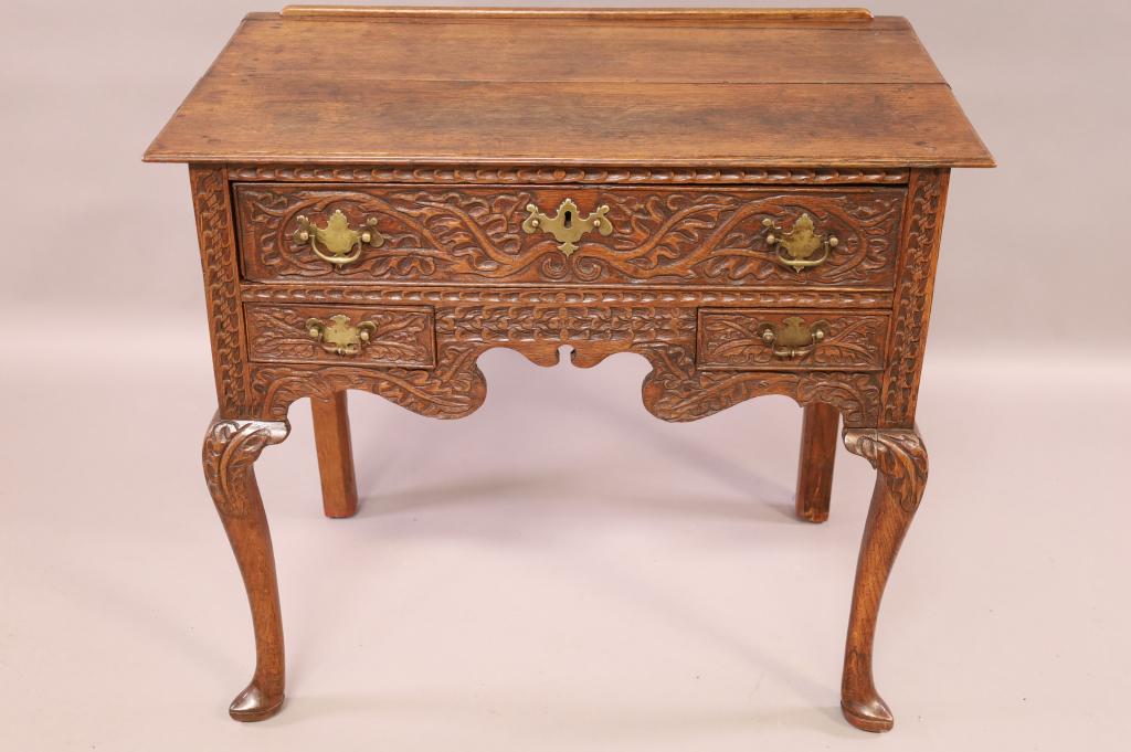 19TH CENTURY CARVED OAK 3 DRAWER CHEST (1 of 5)