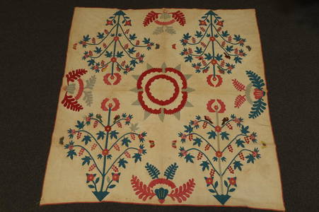 ANTIQUE HAND MADE QUILT