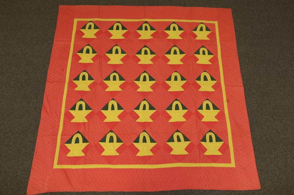 PENNSYLVANIA ANTIQUE QUILT (1 of 10)