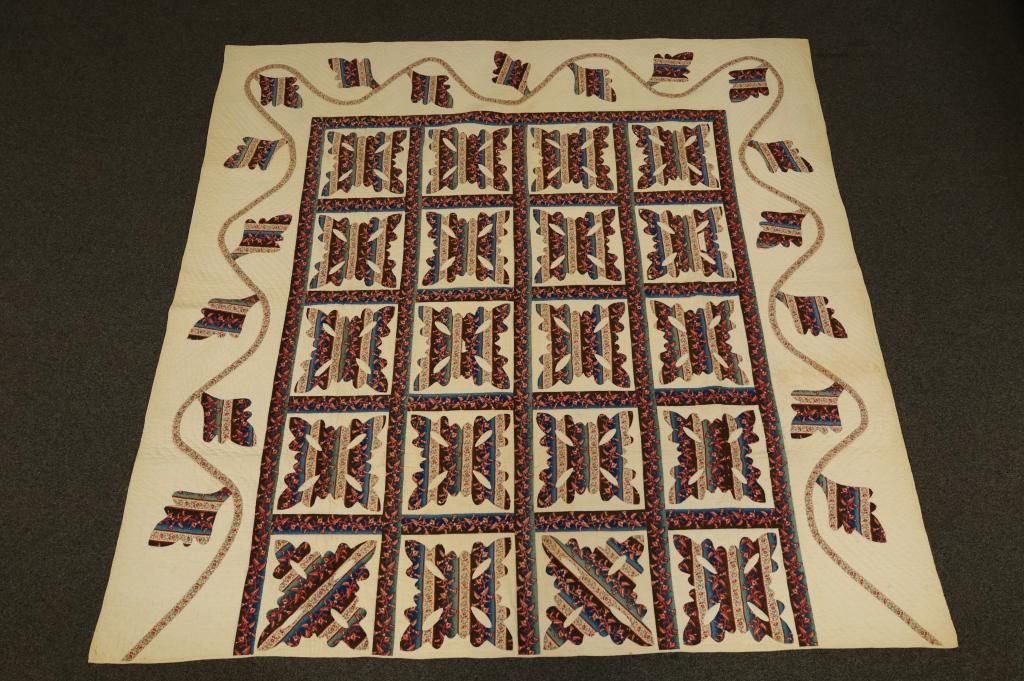 ANTIQUE QUILT (1 of 7)