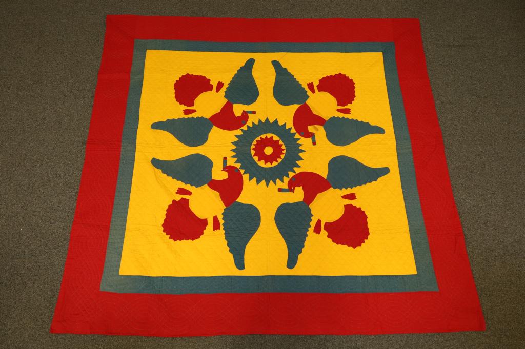 ANTIQUE PENNSYLVANIA AMISH QUILT (1 of 6)