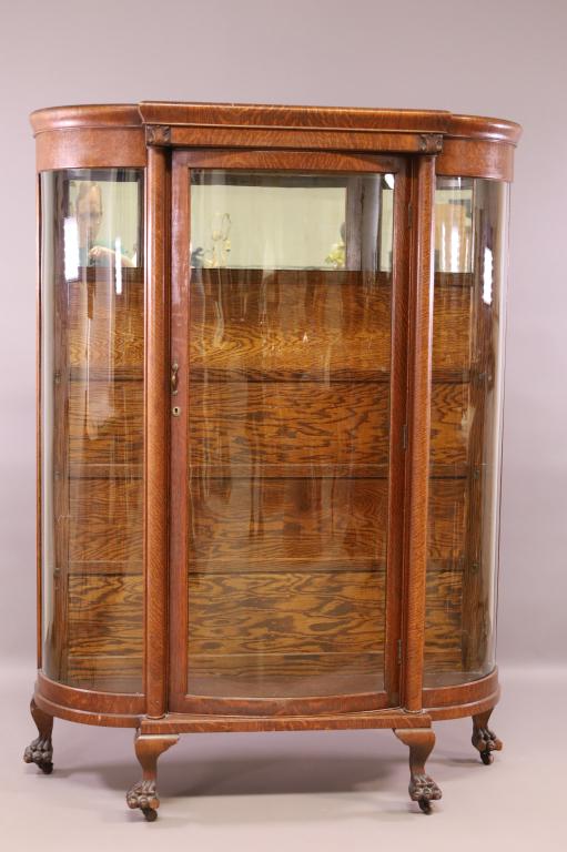 1900'S BOWED GLASS AM. OAK CHINA CABINET (1 of 3)