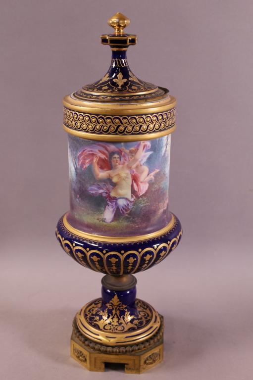 ANTIQUE FRENCH SEVRES STYLE LIDDED URN (1 of 4)