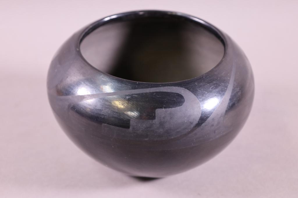 BLACKWARE POT: MARKED "MARIE" ON BASE. GOOD CONDITION. 6" DIAM x 4" H