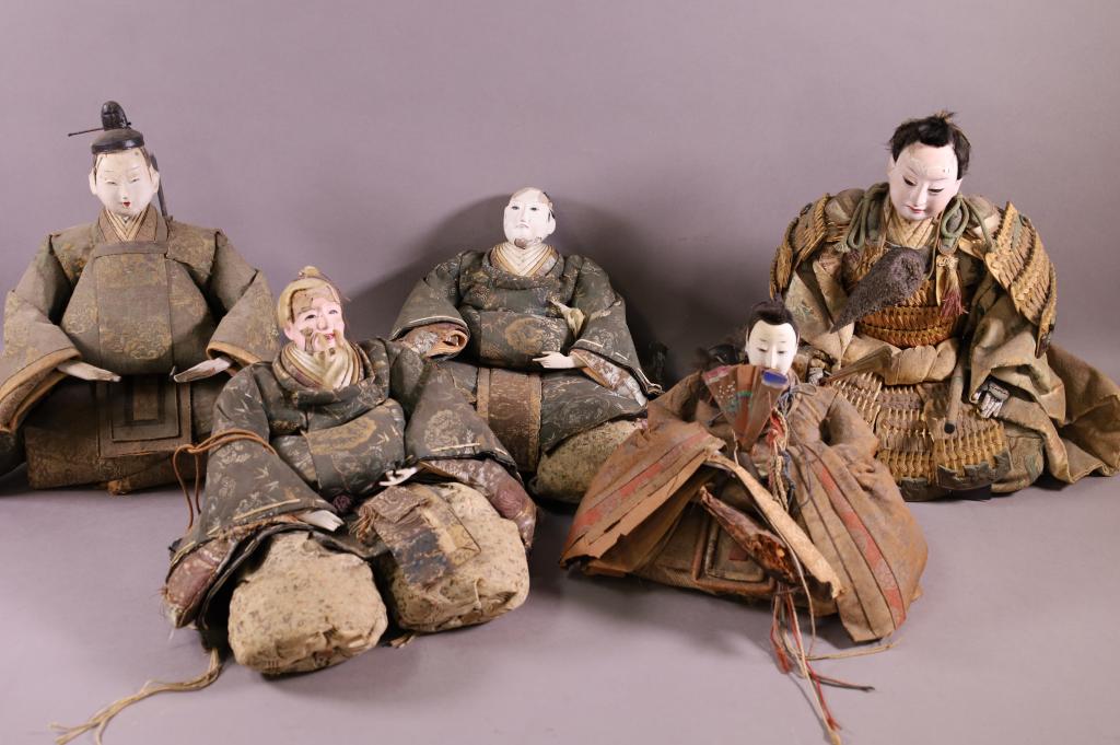 5 ANTIQUE JAPANESE SAMURAI DOLLS (1 of 8)