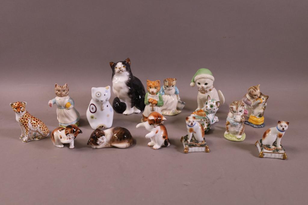 15 PORCELAIN CAT FIGURES (1 of 7)