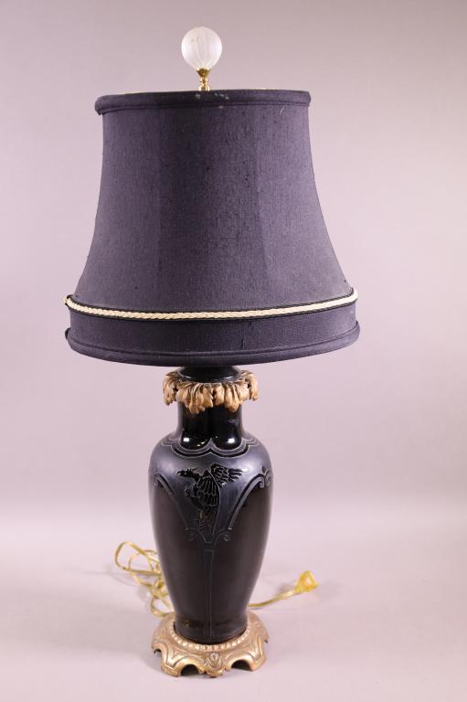 STEUBEN TABLE LAMP (1 of 2)