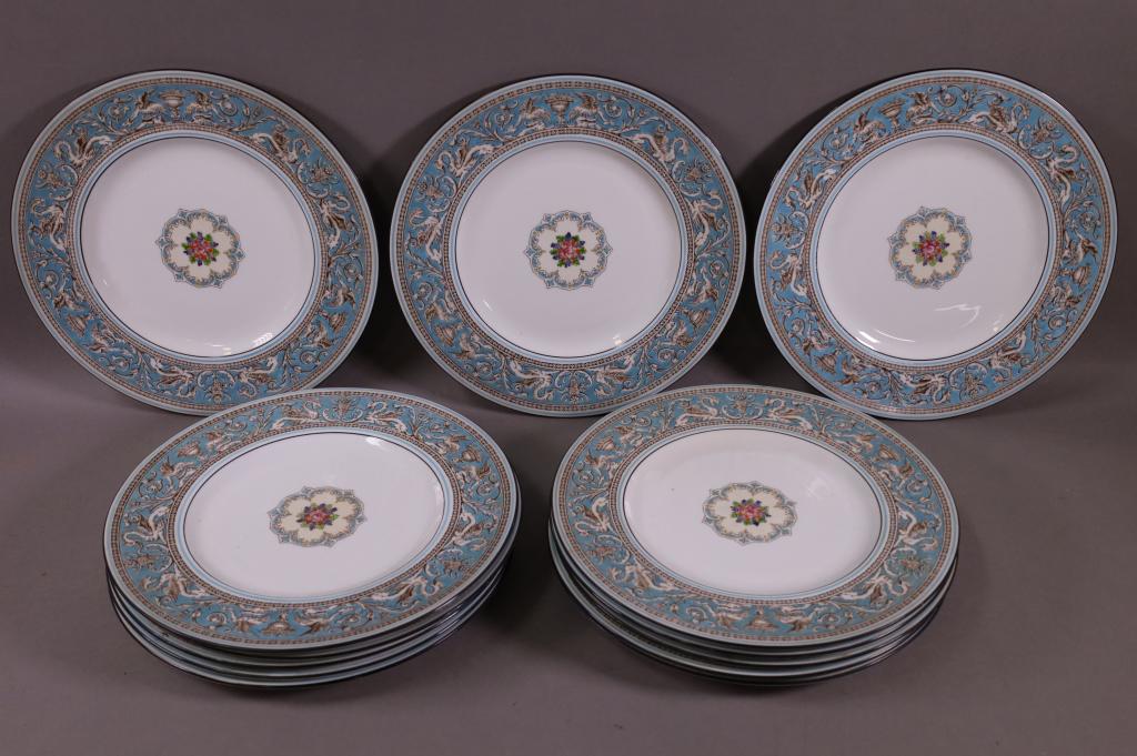 SET OF 13 WEDGEWOOD BONE CHINA PLATES: FLORAL & DRAGON DESIGNED. GOOD CONDITION. 10 1/2" DIAM.