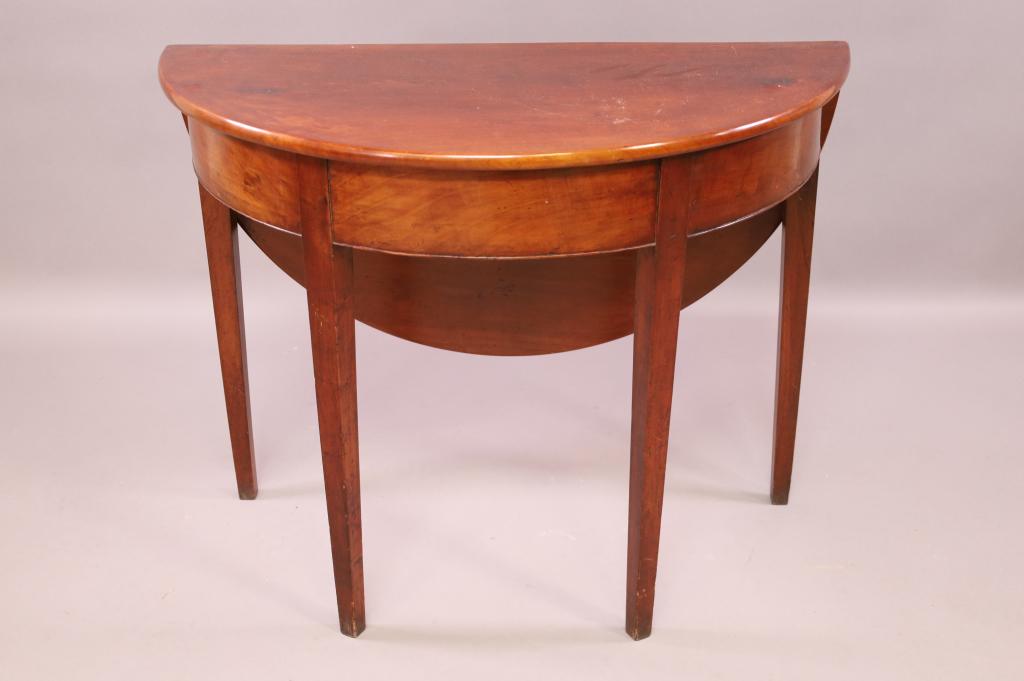 19TH CENTURY DROPLEAF TABLE (1 of 4)