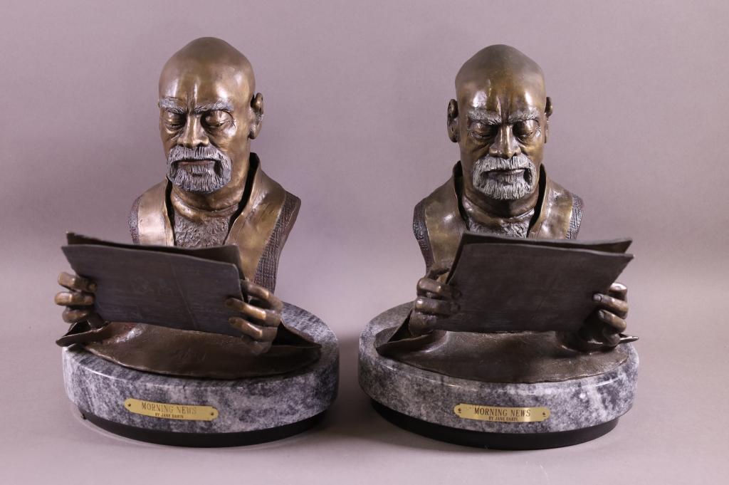 PAIR OF JANE DARIN FIGURAL BOOKENDS (1 of 3)