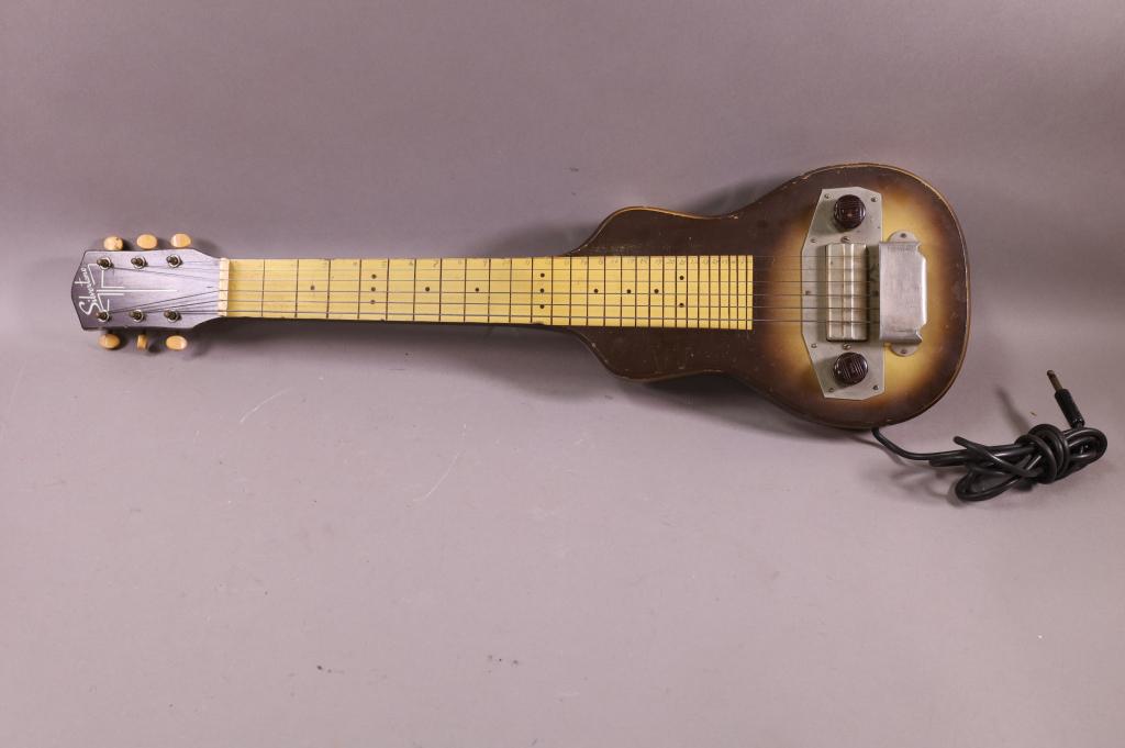 SILVERTONE ELECTRIC GUITAR (1 of 4)