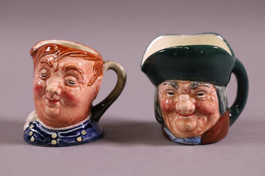 2 ROYAL DOULTON MINATURE TOBY MUGS (1 of 3)