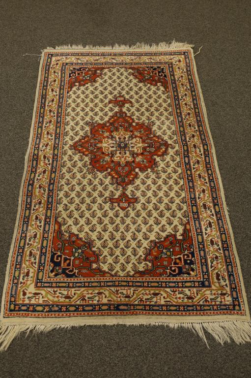 APPROX 2' 11" x 5' HANDMADE WOOL RUG (1 of 3)