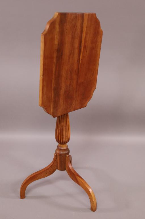 19TH CENTURY TILT TOP SIDE TABLE (1 of 5)