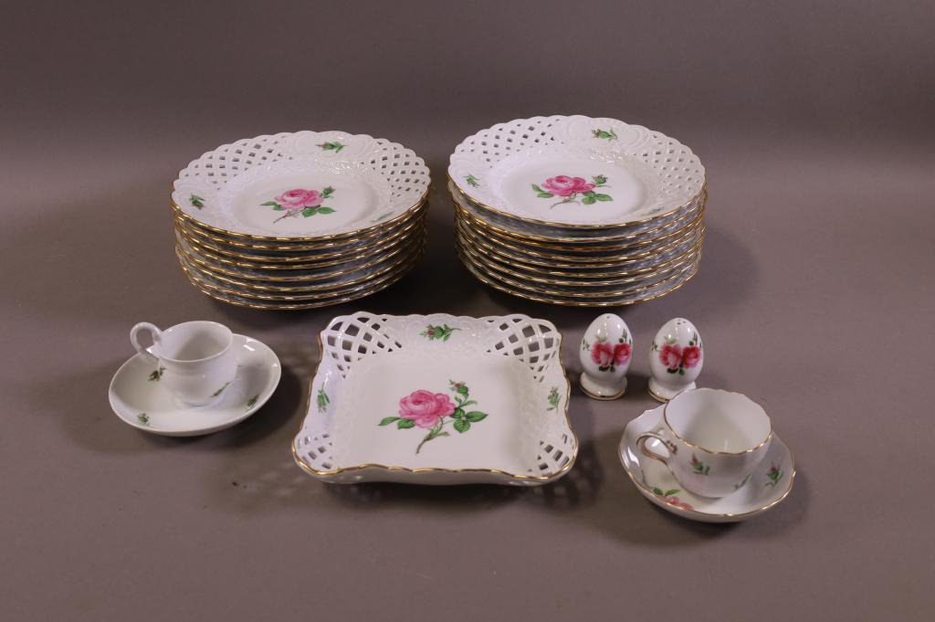 24 PIECES MEISSEN ROSE CHINA SET (1 of 3)