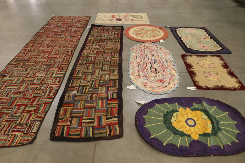 8 HANDMADE HOOK RUGS (1 of 8)