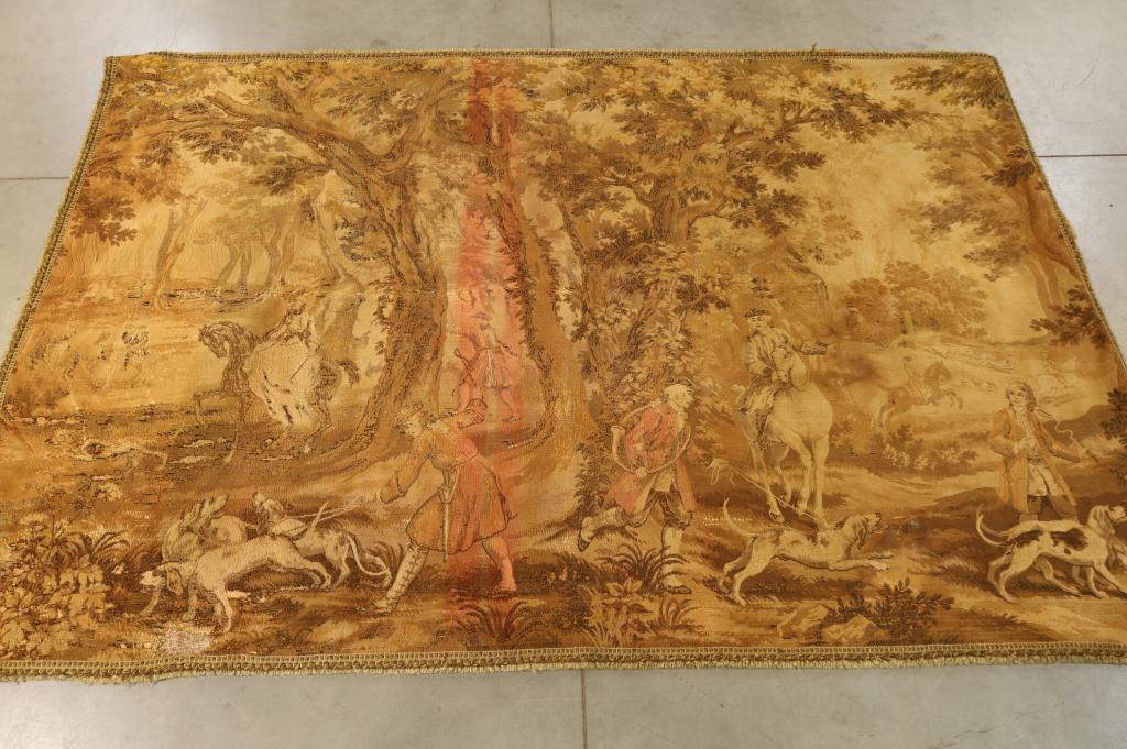 EUROPEAN HANGING TAPESTRY (1 of 4)