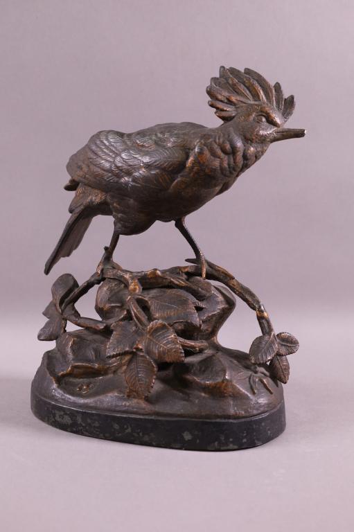 VICTORIAN CAST METAL BIRD SCULPTURE (1 of 2)