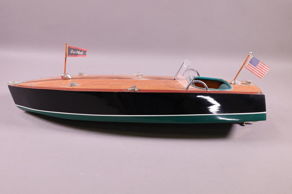 GAR WOOD 21 SPEEDSTER BOAT MODEL (1 of 3)