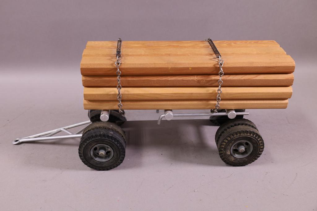 SMITH MILLER MIC LUMBER PUP TRAILER (1 of 2)